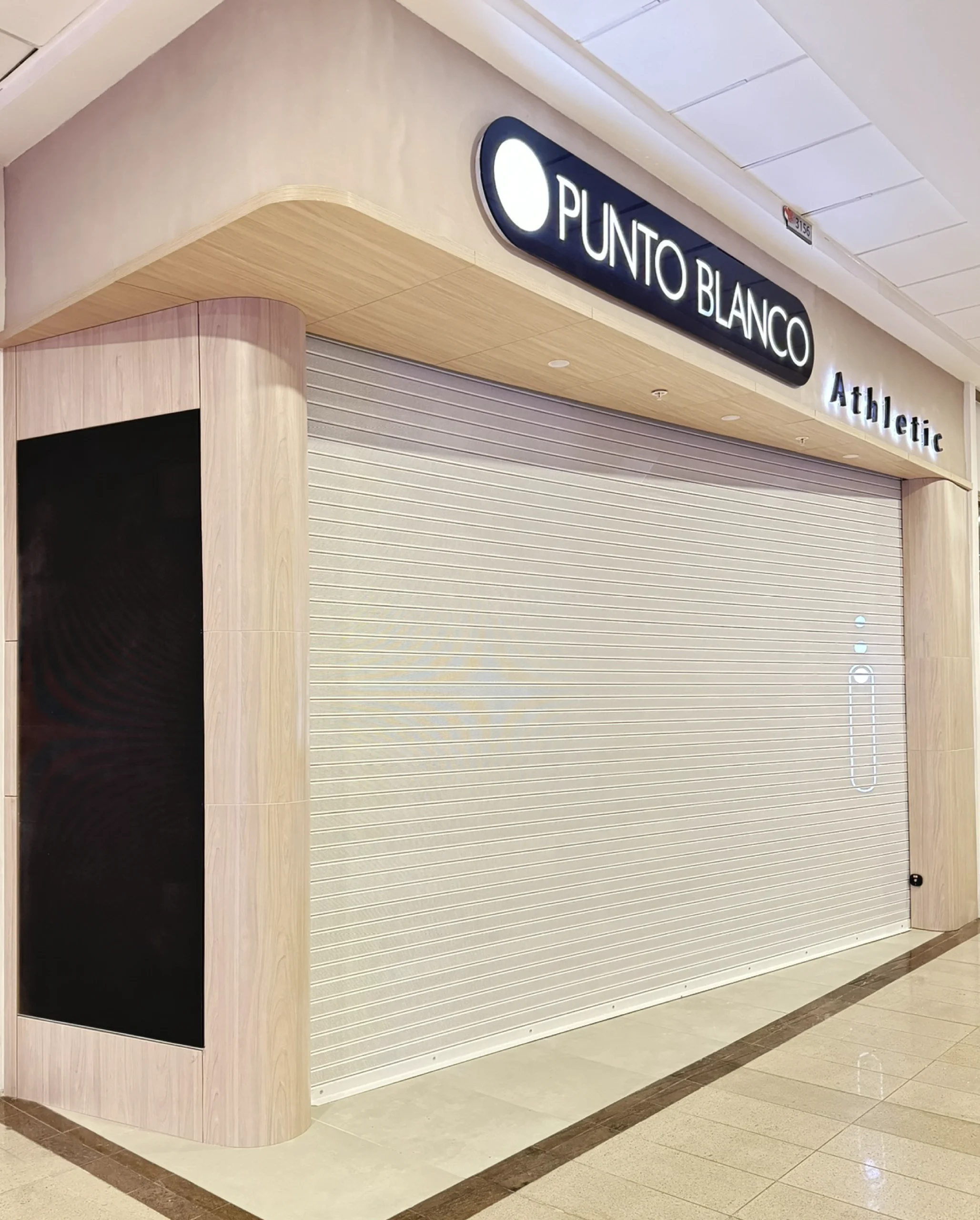 Punto Blanco Centro Comercial Santa Fé - Tres Cimas Arquitectura