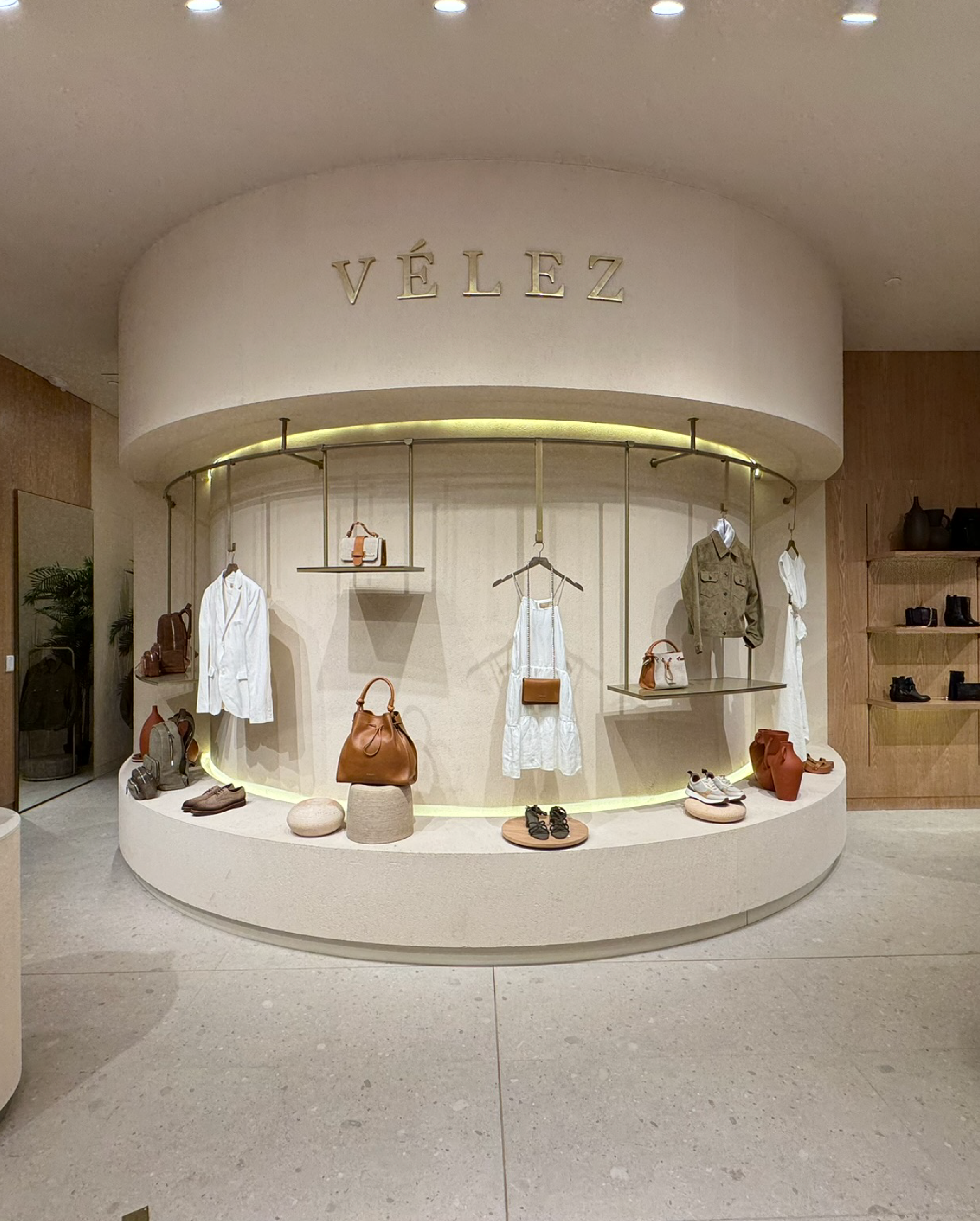 PROYECTO VELEZ MALL PLAZA CALI - Tres Cimas Arquitectura